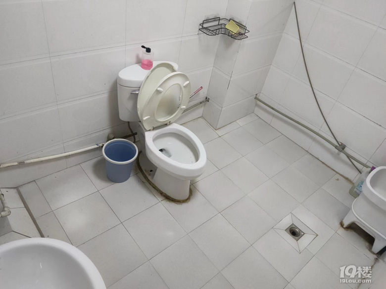 恒泰御庭园 二号线振宁路地铁旁 农业大厦港汇中心周边 大阳台