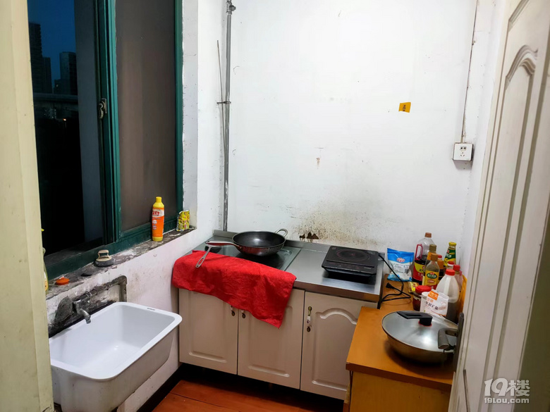 恒泰御庭园 二号线振宁路地铁旁 农业大厦港汇中心周边 大阳台