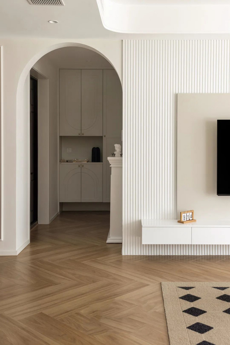 ���ţ�6�����������Ը�20cm������