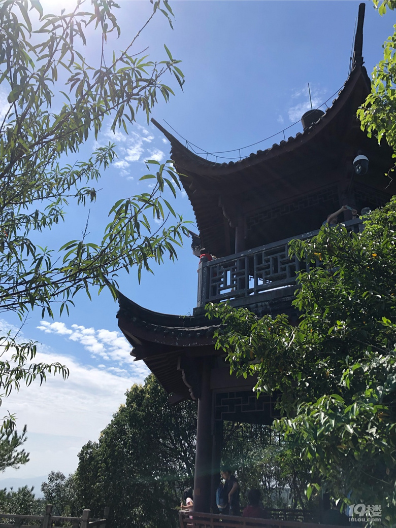 贵人阁爬山路线