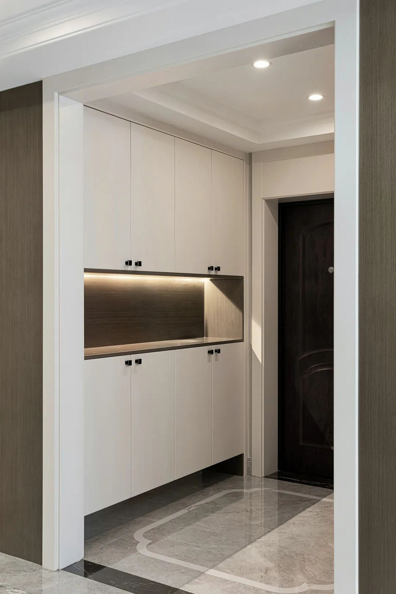 ���輶������ƹ��ԣ�ɶ���Ͷ���װ��