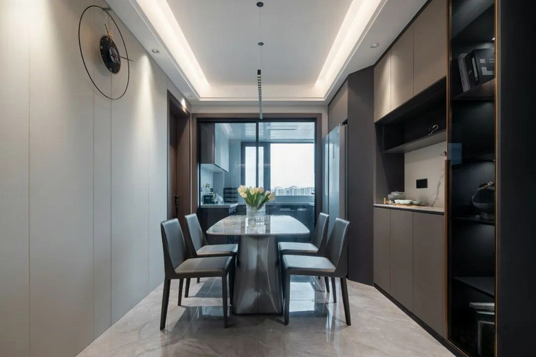 5�ֲ�����ƾ������࣬����2022�·��У�