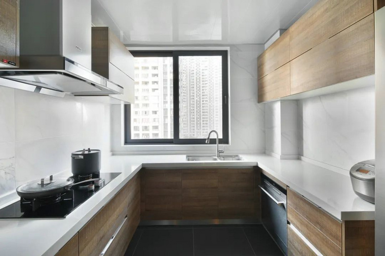 һ��Ư�����񣬾�������������