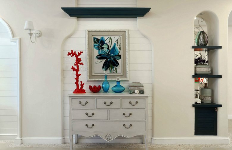 �Ҿ�װ�ޣ�ɫ������Щ������