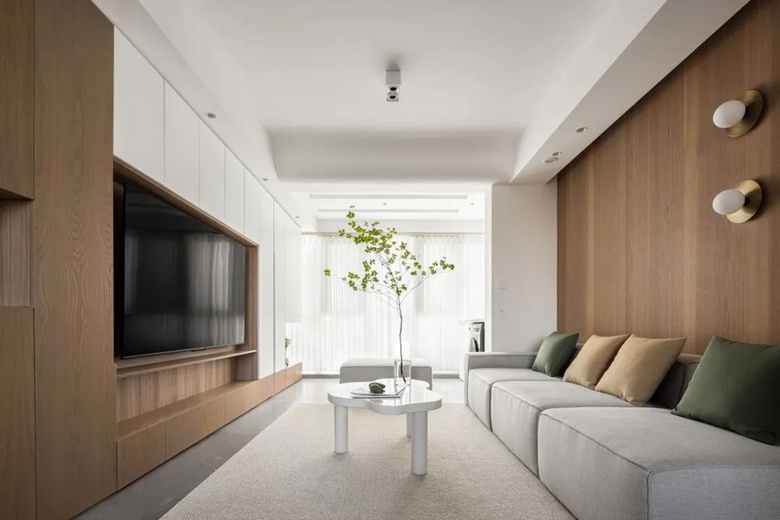 ���ӱ���ǽ����������ƣ�˲�������������Σ�