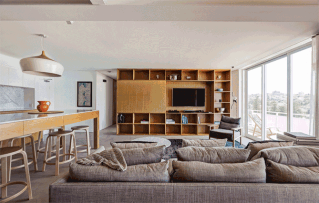 ���ӱ���ǽ����������ƣ�˲�������������Σ�