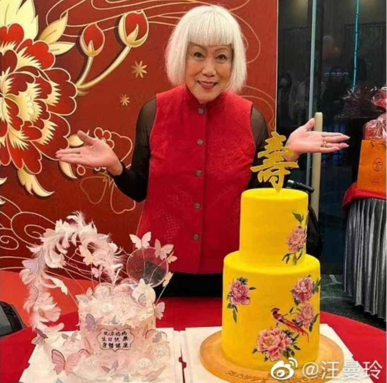 佘诗曼高调为母亲庆生，订十六桌宴席超级热闹，多位明星父母露面