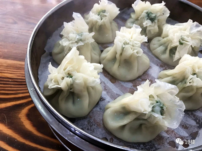 都说这条巷子是“杭州人的食堂”,从头吃到尾