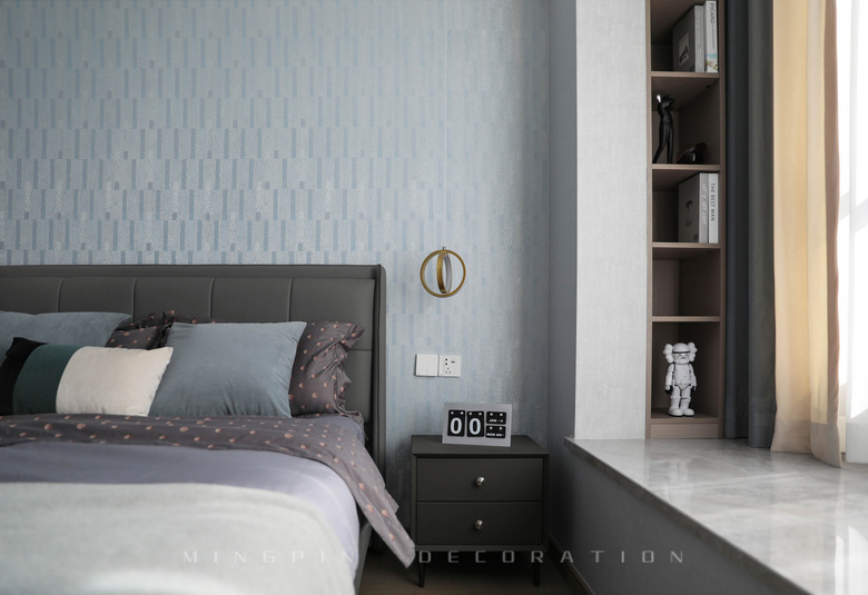 125�O���磬����ɫ����ɳ��������װ��һ���٤��