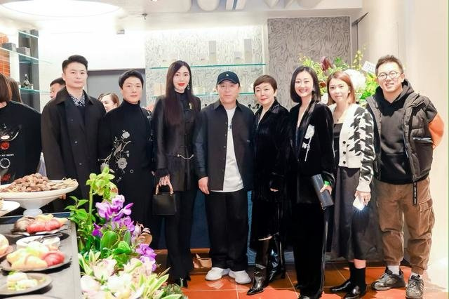 俞灏明要“翻车”？遭女网友点名疑似要爆料，直言：人在做天在看