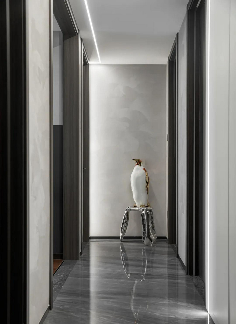 114�O ���ص�ɫ��+�Ϳ��Ĳ��ʣ����츻�й����ԵĿռ䡣