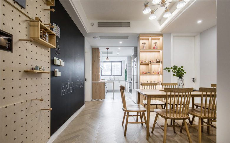 124�Oԭľ�磬��λԭ��ʦ�ļ�Ӧ����ÿλ�����衱���������