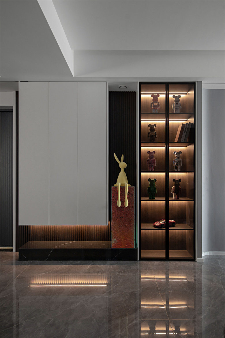 138�O�ڰ׻ң���������ִ��磬�ռ��Դ�һ��