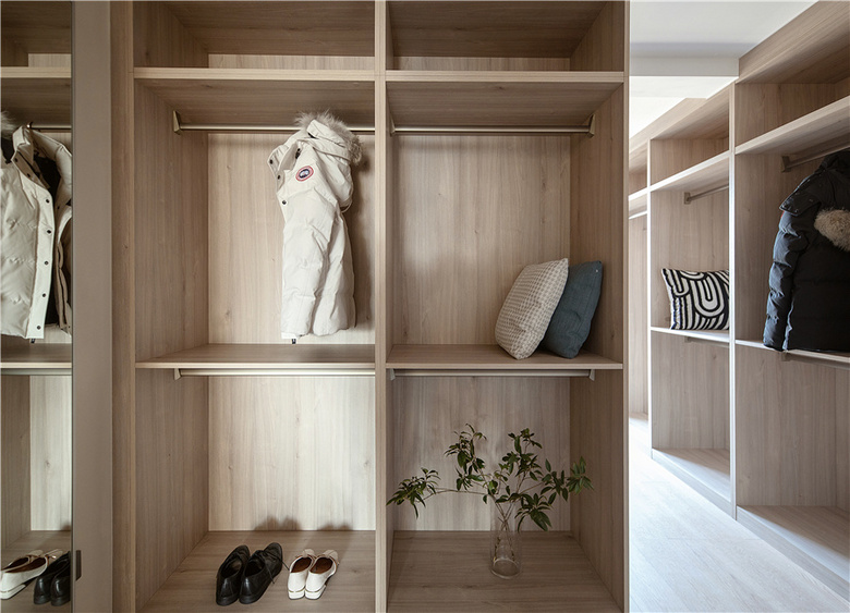 131�Oԭľ�磬������ҵ�Ī����ɫ����˵�ǽ̿���ʽģ���˰�