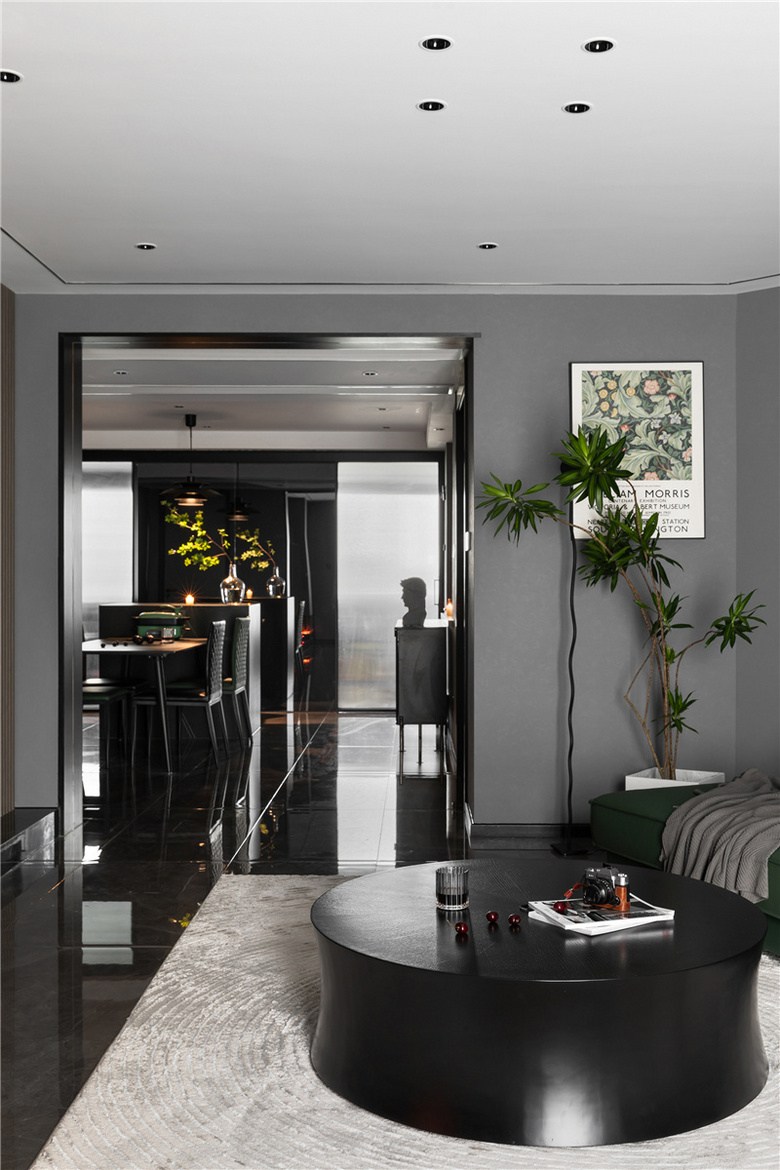 �ִ���Լ�����װ���������