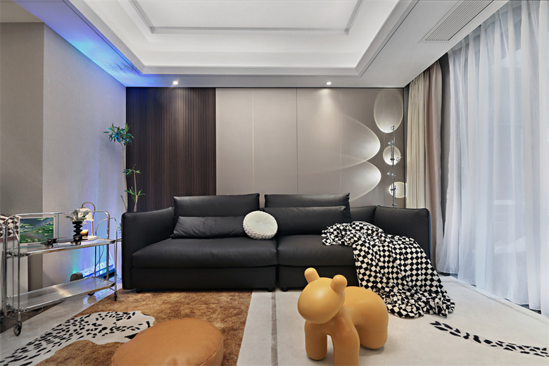 �ִ���Լ�����װ���������