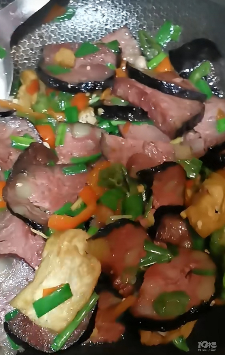 懶人煮飯法:一鍋燉之豬血丸子
