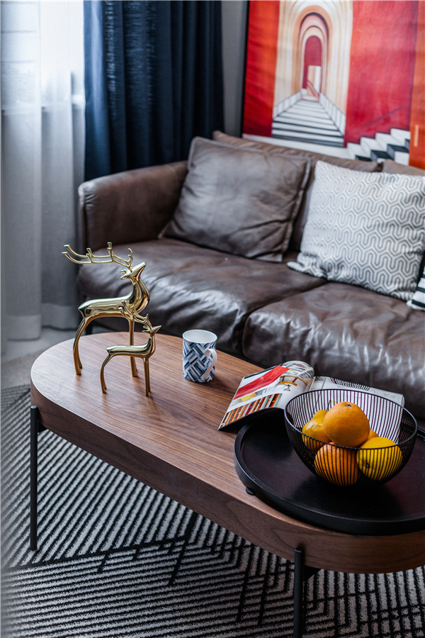 65�OС���ӣ��Ͳ���С������������ӵ�ɫ����Ķ������