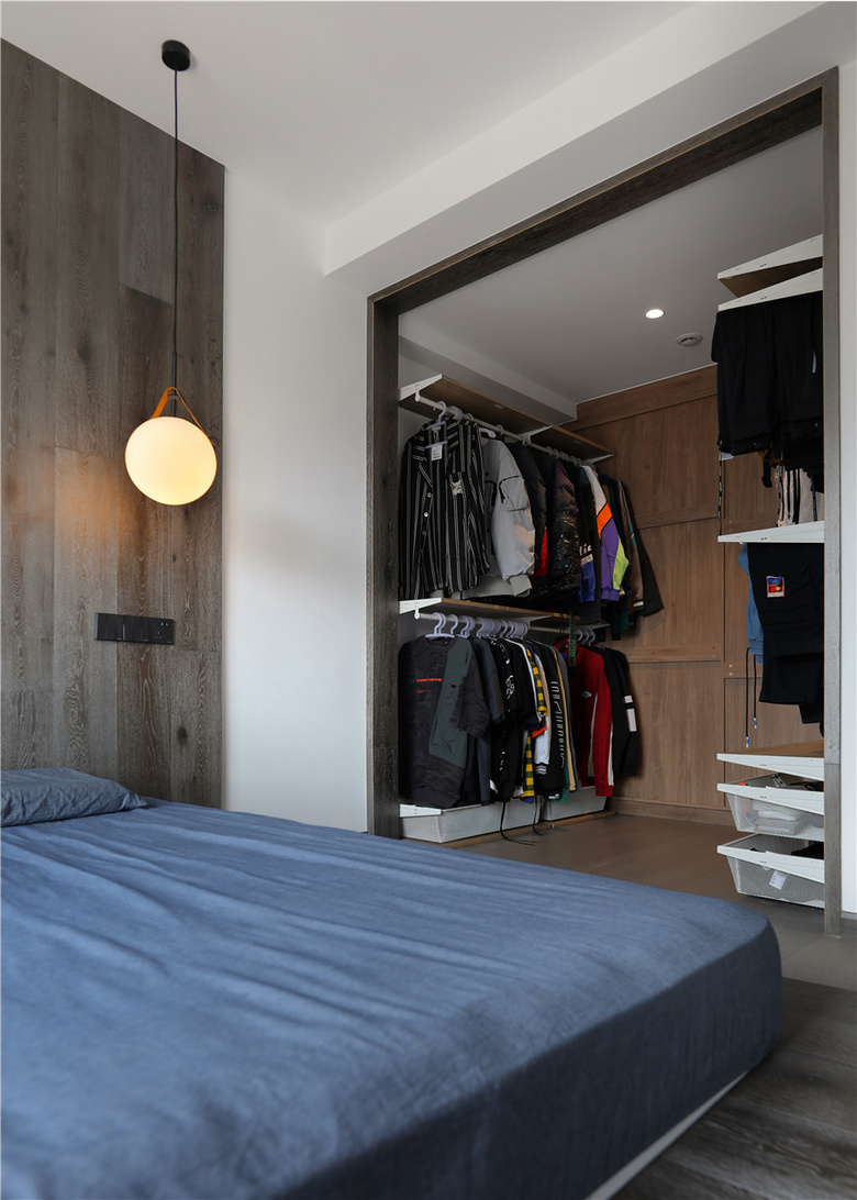 150�O�ļ����Ȼ������Ьǽ���ְ�ǽ����ֱ��������