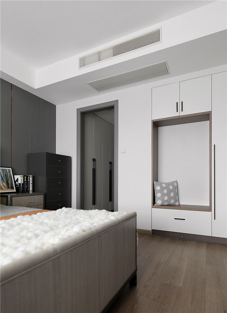 90�O�ִ���Լ�ռ�����Ĩ��ɫ���Ҹ�˵û�˸���ô��