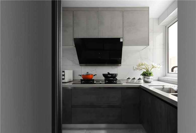 90�O�ִ���Լ�ռ�����Ĩ��ɫ���Ҹ�˵û�˸���ô��