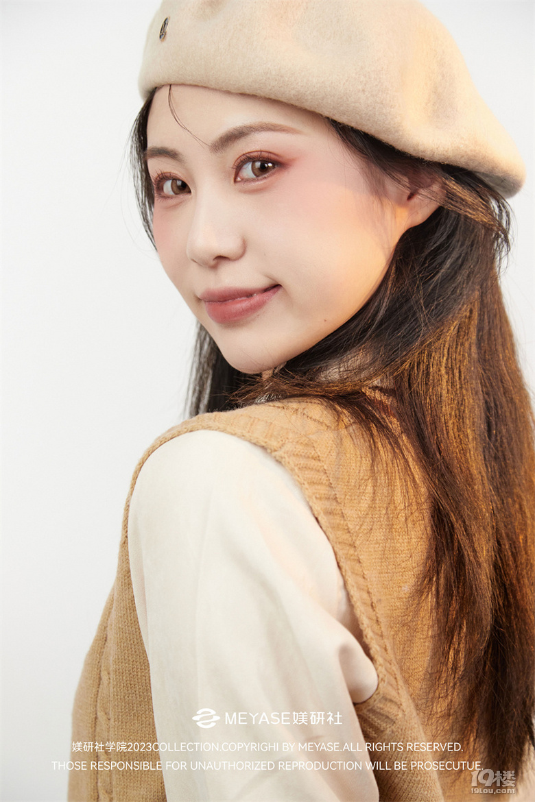 只需3步，快速拿捏好“早八通勤妆容”的微妙感！