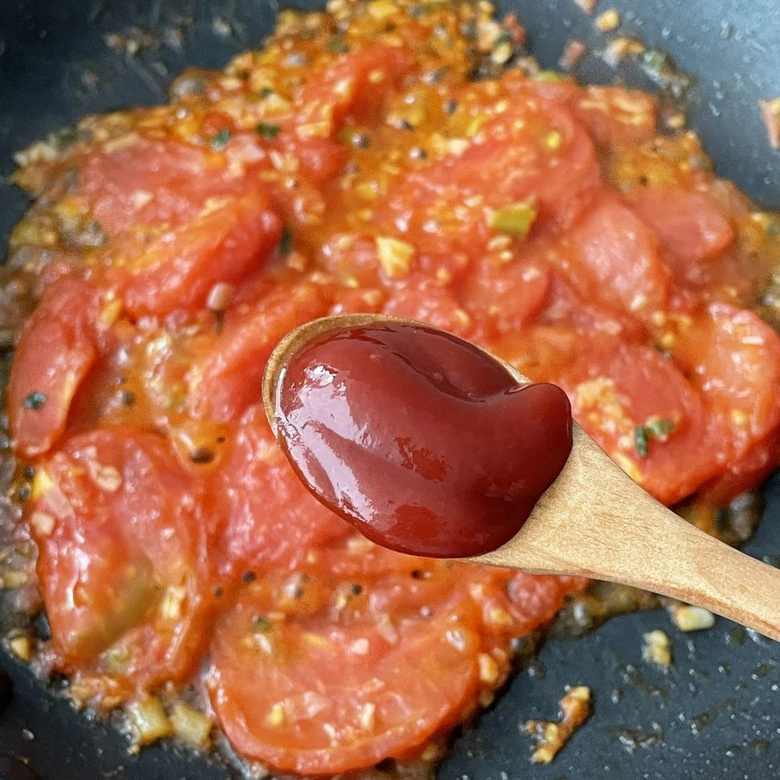 酸甜濃郁,牛肉嫩滑~超開胃的番茄滑蛋牛肉飯