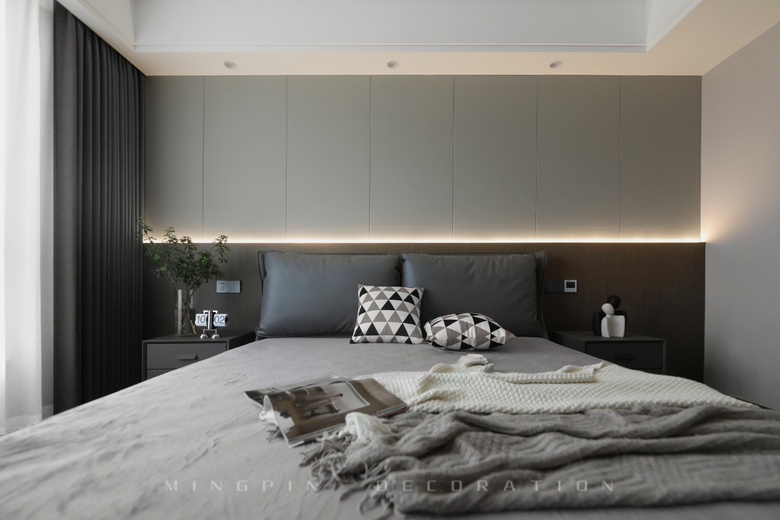 һ����һ��ȣ��洦�ɼ��Ĵ���ռ䣬��164�O���ִ���ռ����