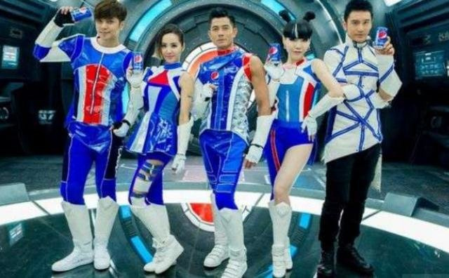 吃老本、痴迷整容、在线讨工作，这些过气的女星，怎么沦落于此？