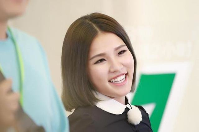 吃老本、痴迷整容、在线讨工作，这些过气的女星，怎么沦落于此？