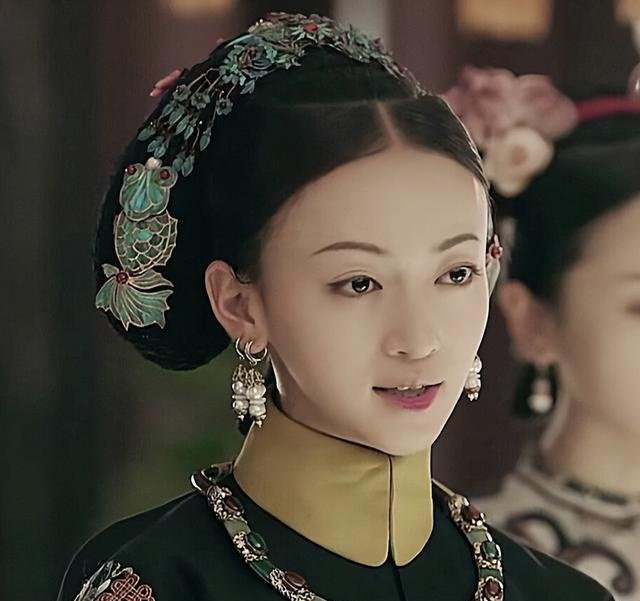 吃老本、痴迷整容、在线讨工作，这些过气的女星，怎么沦落于此？