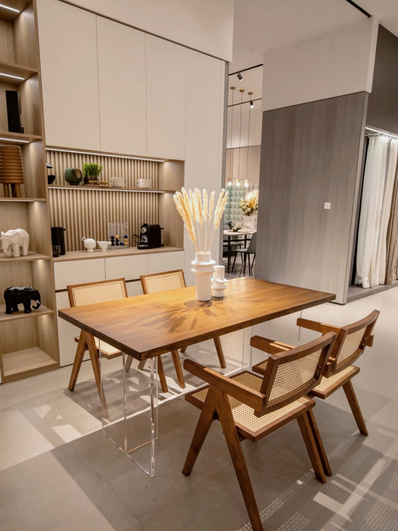 �Ҿ�ѡ���ѡ������װ