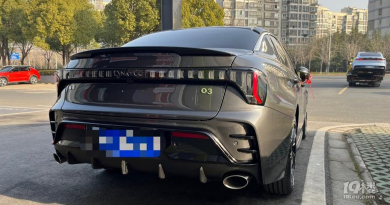 外觀霸氣,內(nèi)飾炫酷,動(dòng)力突出表弟領(lǐng)克03提車作業(yè)