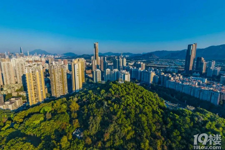 ���Ӹ������Ǹ�ۡ�����յǸߴ���Ⱥɽ������