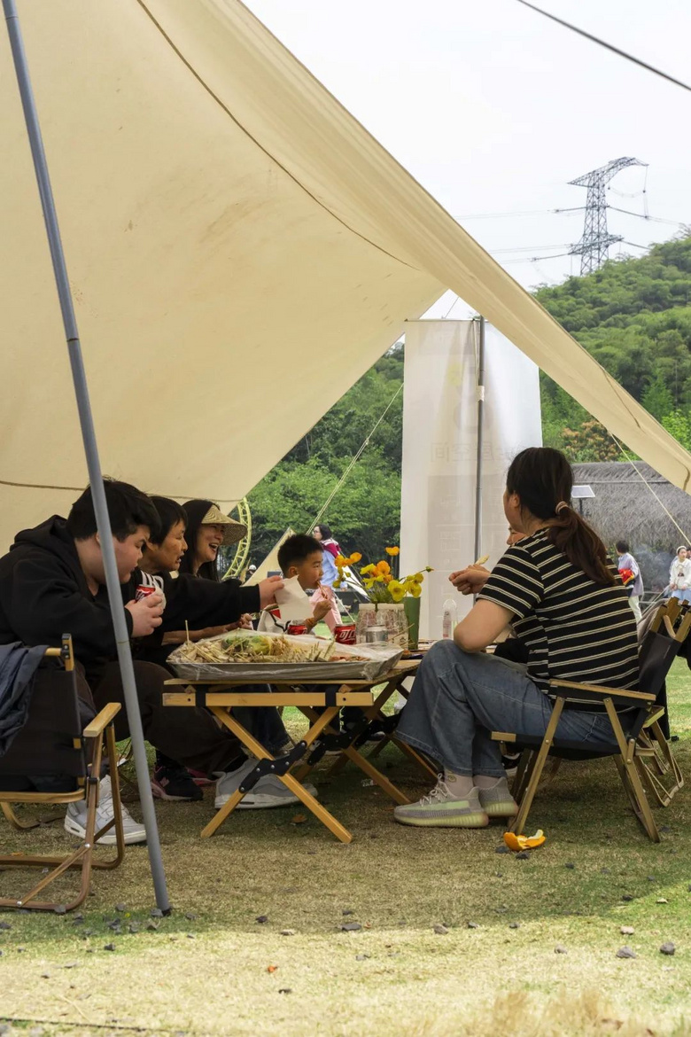 ��Լ���յ��壬����װ��&��֥�յ���������Է���˽���᡹Բ����Ļ