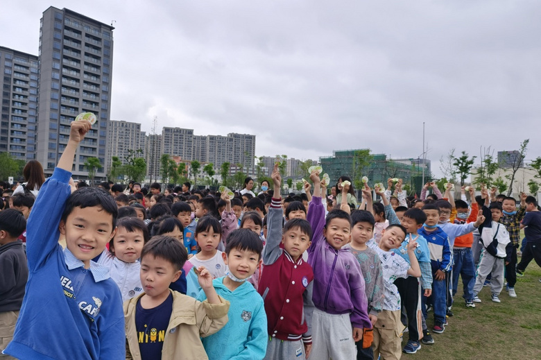 【校園時(shí)訊】“光盤”有獎(jiǎng),你能兌換什么?——永正實(shí)驗(yàn)學(xué)!白