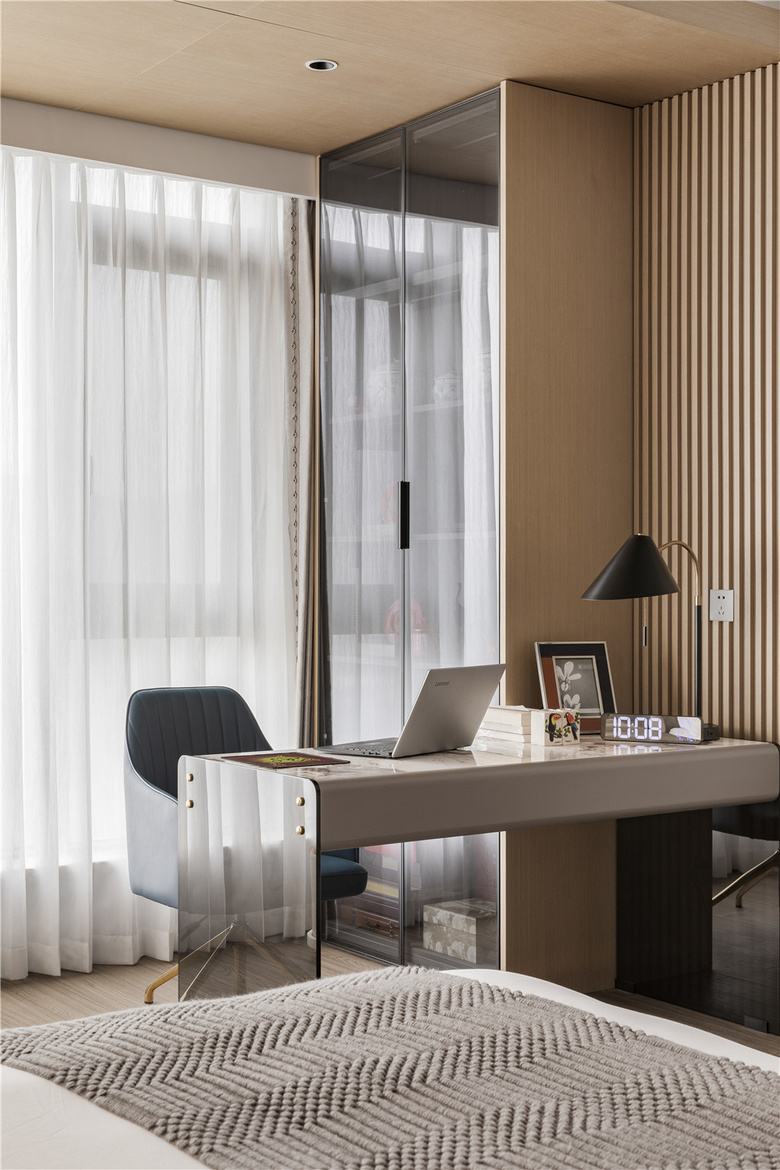 230㎡意式风浪漫上线,阳台两用、卧室多功能,人间真实凡尔赛!