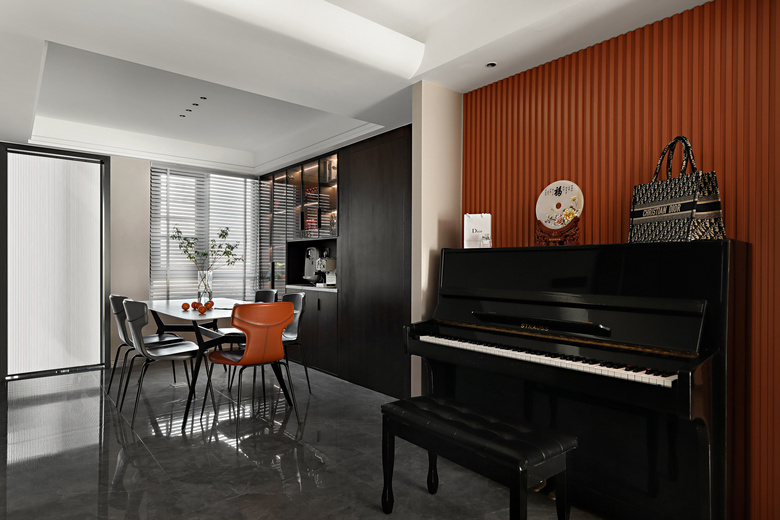 �����˳�ײɫ�ڰ׻ң�120�O�ִ����ݴ���ȫ��������