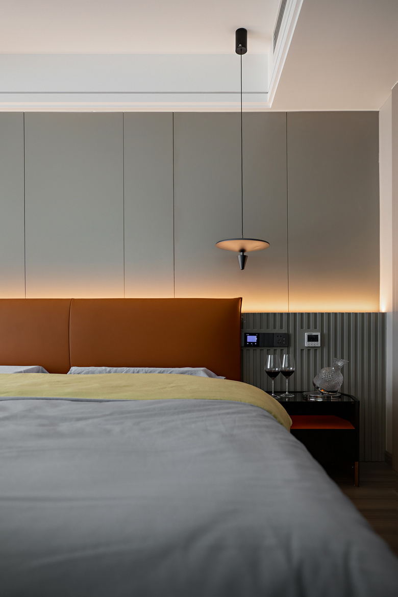 132�O�ִ����ݷ磬�����Դ���Χ�еĺڰ׻ң�