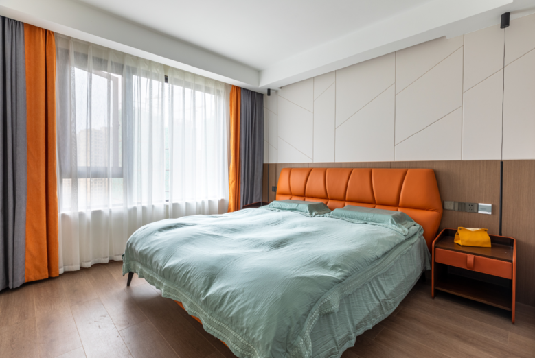 143�O�ִ��磬���Զ๦�ܡ������赺̨��ס��200�O�����ʸУ�