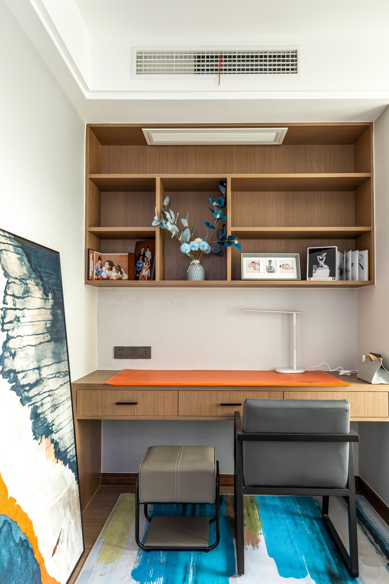 143�O�ִ��磬���Զ๦�ܡ������赺̨��ס��200�O�����ʸУ�