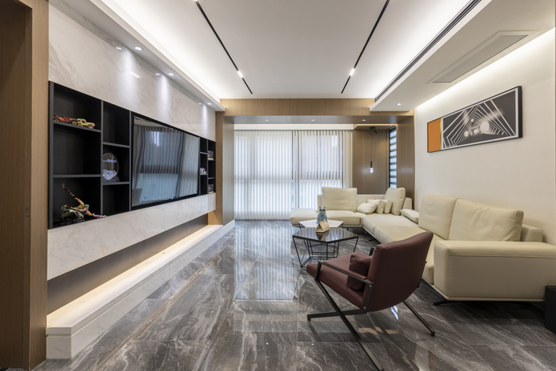 143�O�ִ��磬���Զ๦�ܡ������赺̨��ס��200�O�����ʸУ�