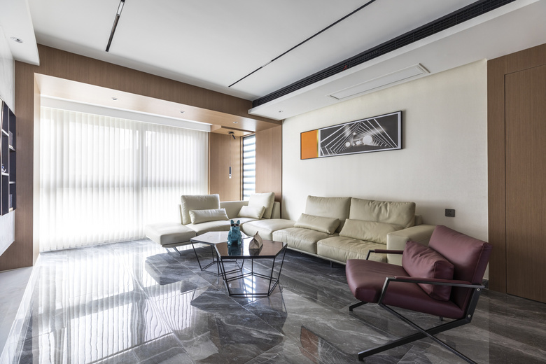 143�O�ִ��磬���Զ๦�ܡ������赺̨��ס��200�O�����ʸУ�