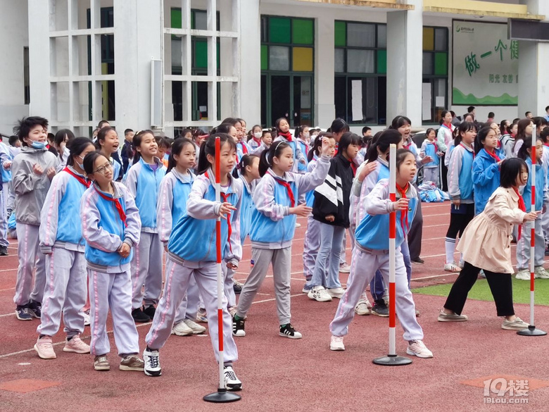 走進小學 感悟成長 ——嘉苑幼兒園參觀省府路小學活動
