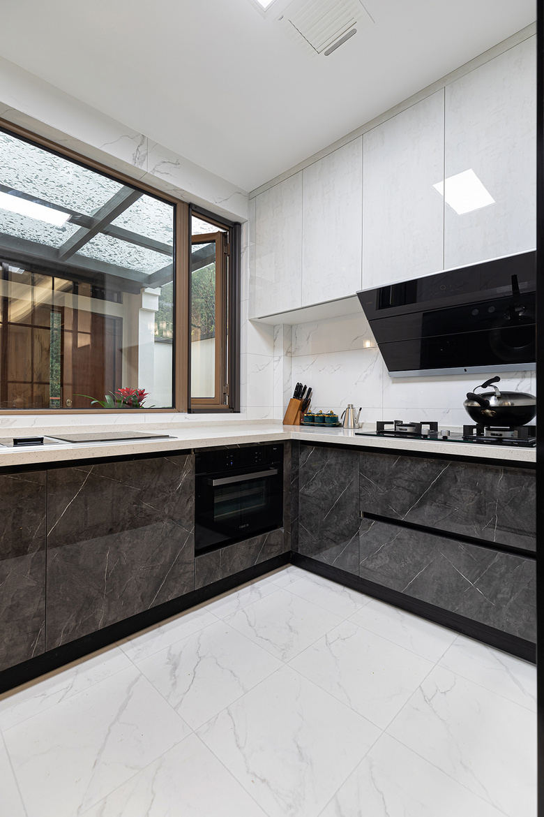 ���140m?�������Խ������������޵�����ʽ��