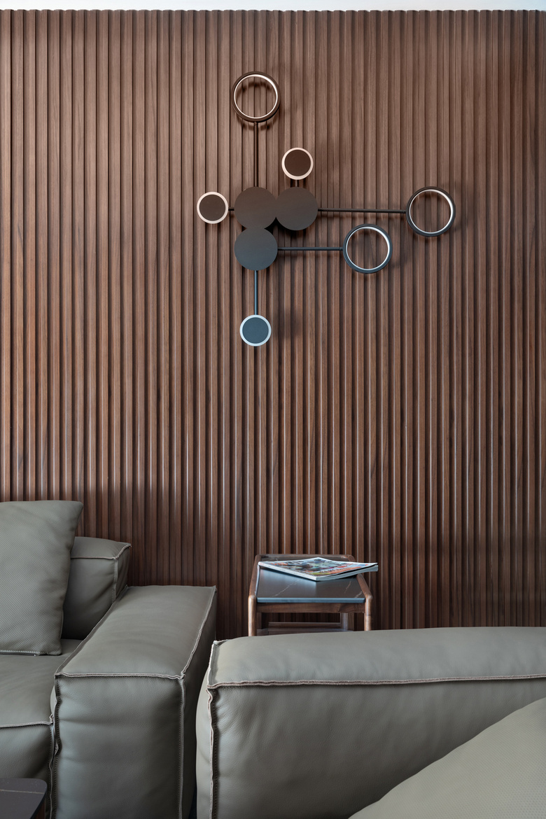 160ƽ���ݷ磬��ƹⲼ�þ��ˣ��뻧������T̨��