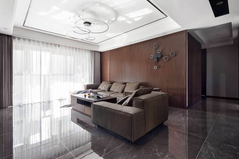 160ƽ���ݷ磬��ƹⲼ�þ��ˣ��뻧������T̨��