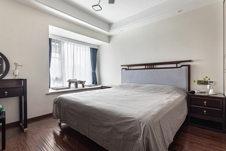 120ƽ��Լ����ʽ������Ψ���Ķ����⾳