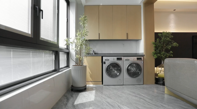 230Oʽߣ̨áҶ๦ܣ˼ʵ