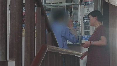 女子去宾馆开房，浙江老板娘直接“扣”下手机，报警！